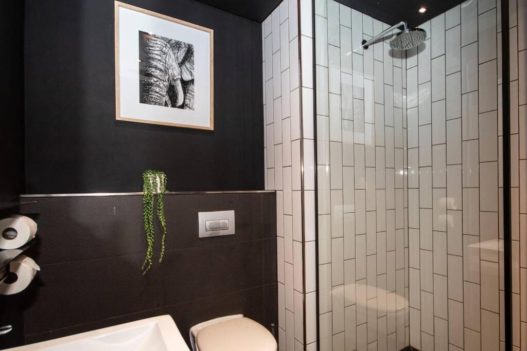 7th Floor Wex1 703 Apartment Cape Town